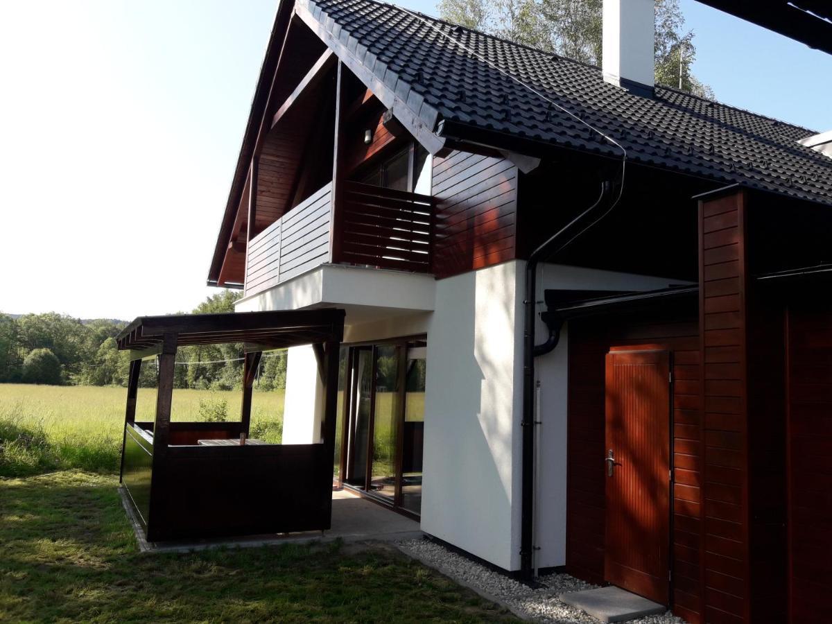 Resort Nova Pec Bagian luar foto